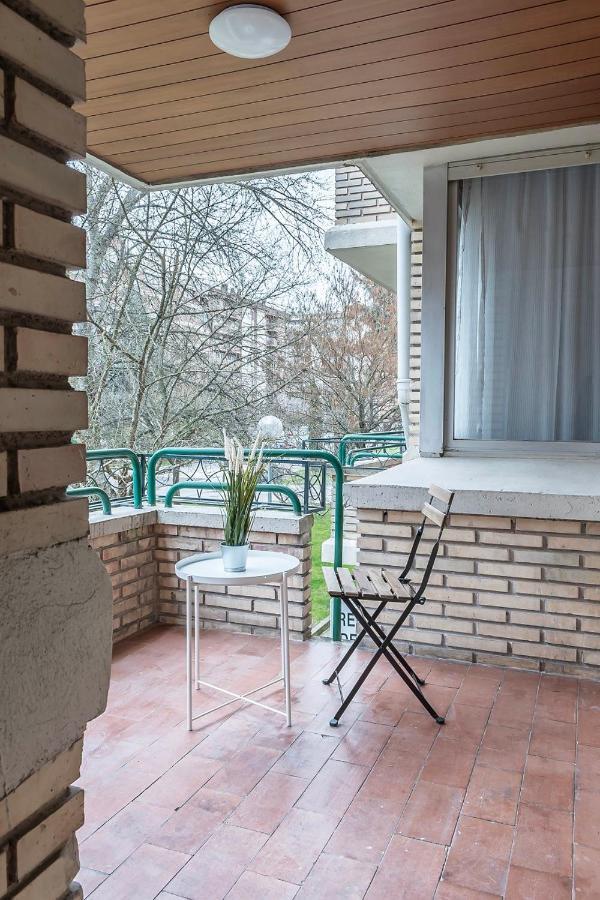 Funcional Y Renovado Apartamento En Iturrama Pamplona Exterior photo